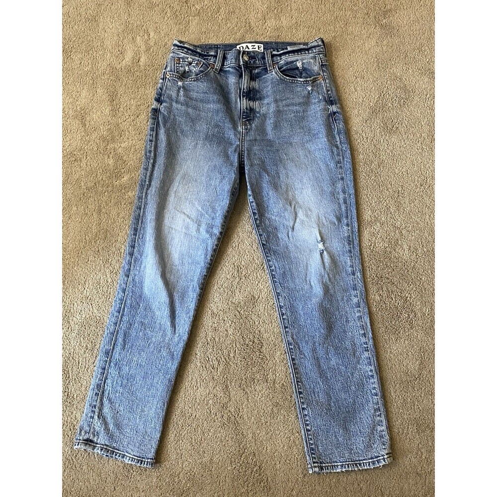 Daze “Tough Love” High Rise Light Wash Distressed Straight Leg Size 29